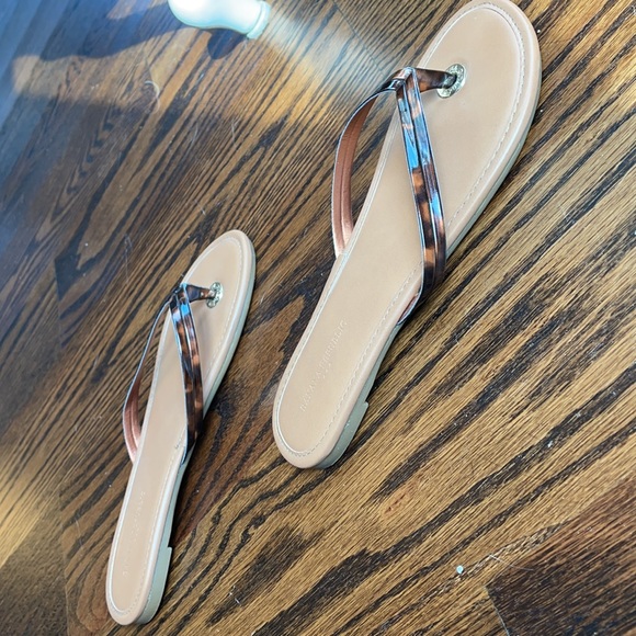 Banana Republic Tortoise Print Sandals-6 - Picture 4 of 7